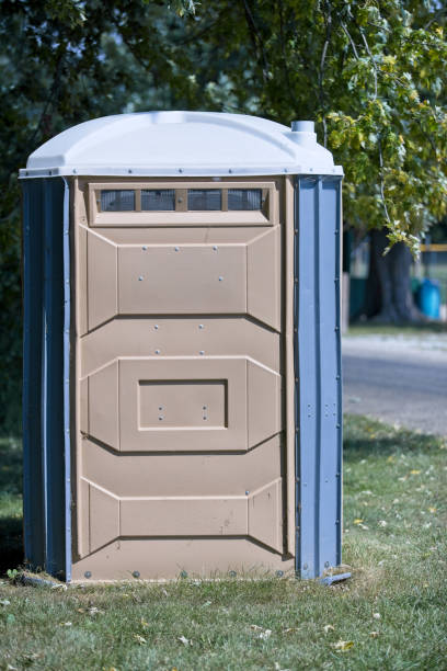 Best Portable toilet rental cost  in Tecumseh, NE