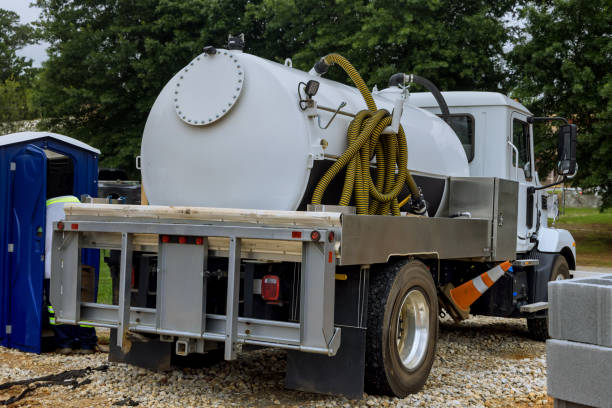 Best Portable restroom trailer rental  in Tecumseh, NE
